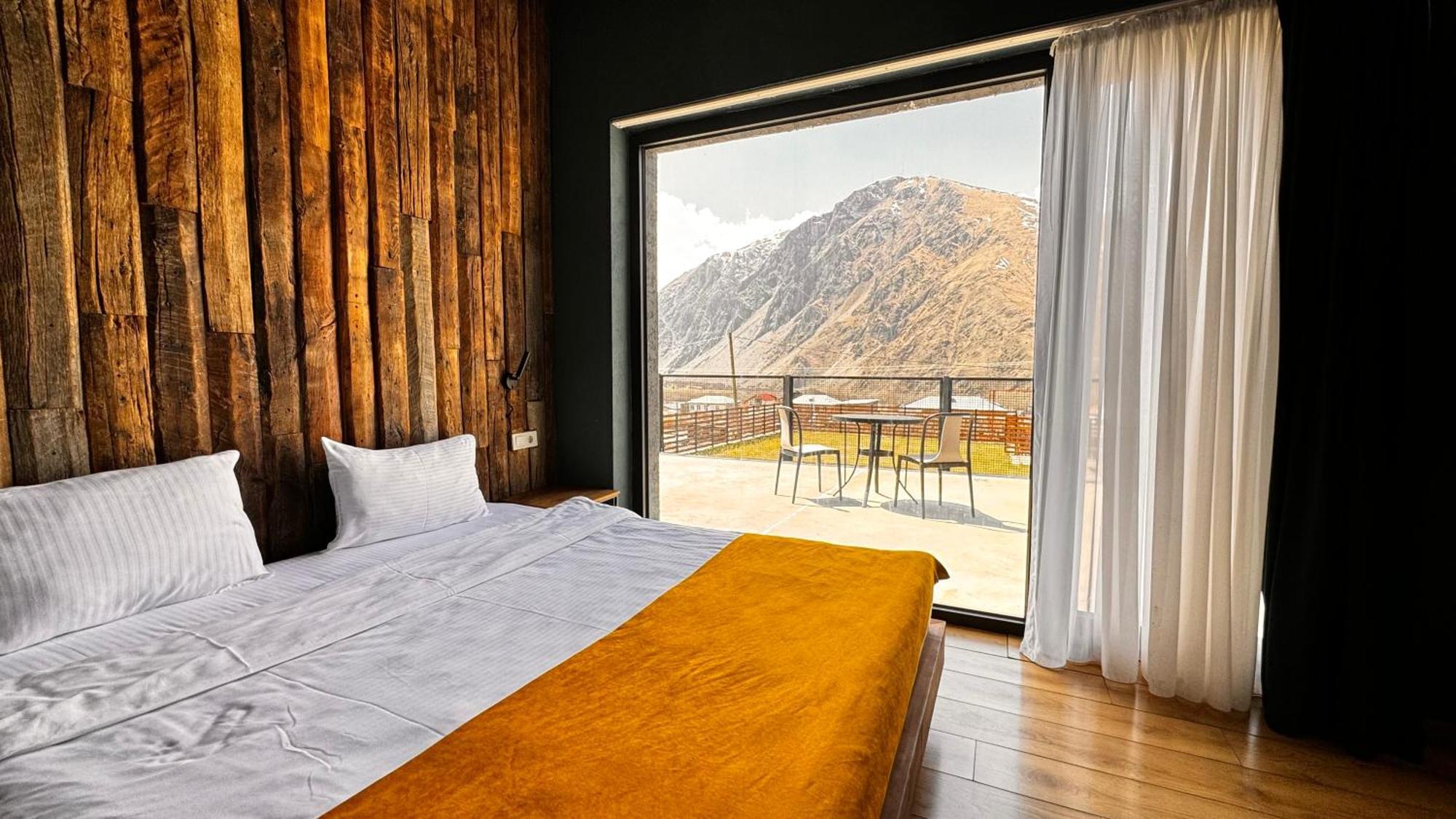 Hotel Misty Mountain Kazbegi Kültér fotó